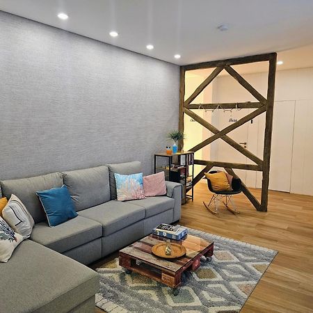 Surfsoul Guesthouse - Bed And Breakfast Peniche Bagian luar foto