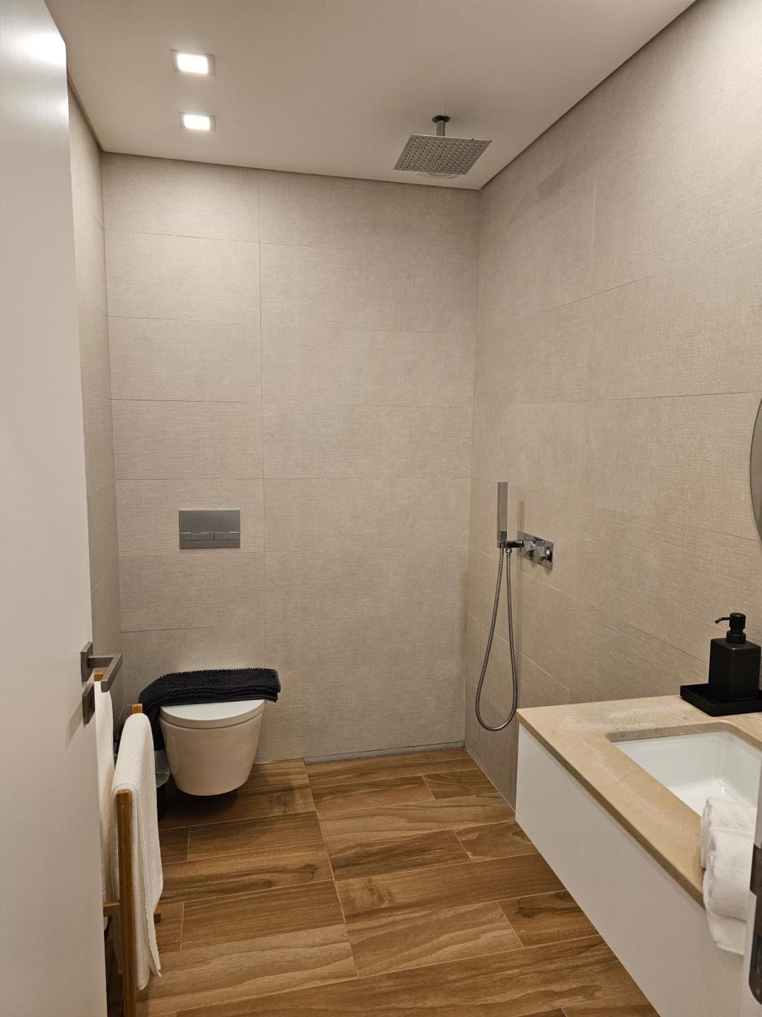 Surfsoul Guesthouse - Bed And Breakfast Peniche Bagian luar foto